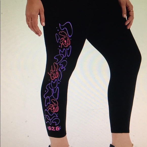 Disney Stitch cropped Leggings - Picture 4 of 7